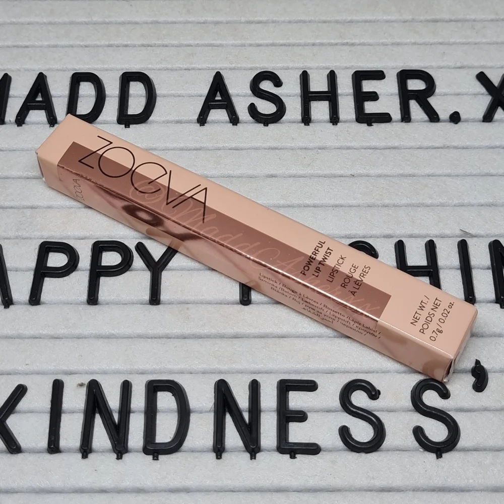 Zoeva Cosmetics: Powerful Lip Twist -BNIB!